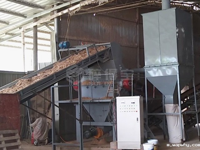 福建边角料粉碎现场